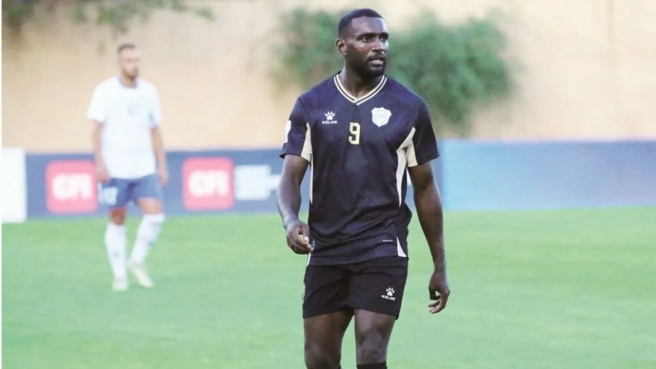 أزمة في القيد.. خطأ إداري يمنع انتقال أبو عرقوب إلى الدوري الليبي